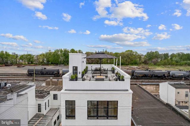 2552 E SOMERSET ST, Philadelphia, PA 19134