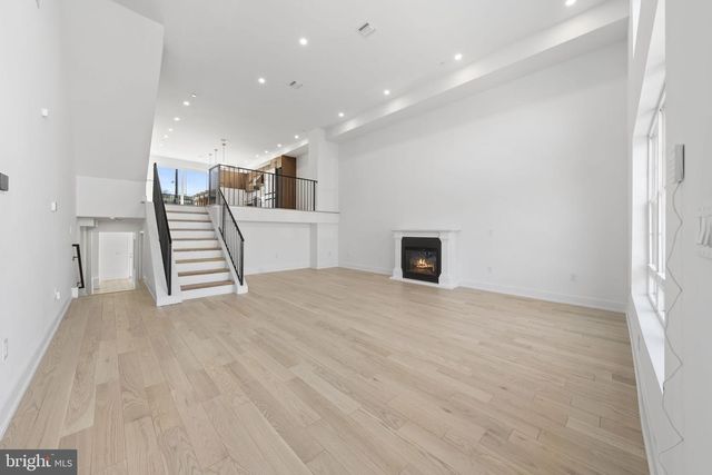 2552 E SOMERSET ST, Philadelphia, PA 19134