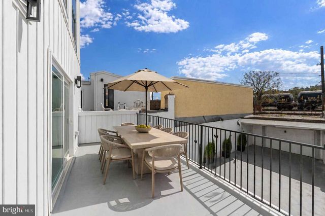 2552 E SOMERSET ST, Philadelphia, PA 19134