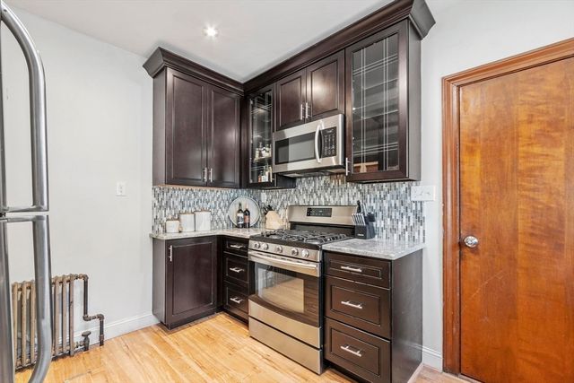 55 Bates B, Watertown, MA 02472