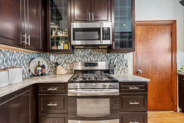 55 Bates B, Watertown, MA 02472