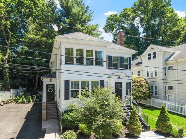 55 Bates B, Watertown, MA 02472
