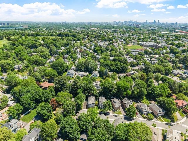 55 Bates B, Watertown, MA 02472