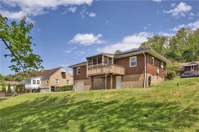 168 E Gilmore Ave, Trafford, PA 15085