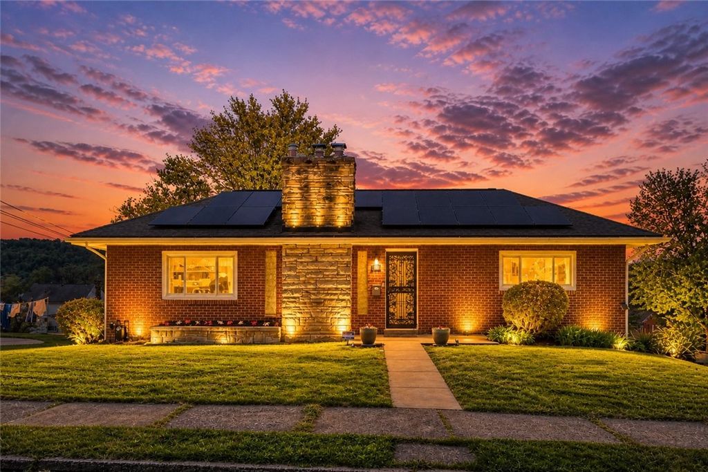 168 E Gilmore Ave, Trafford, PA 15085
