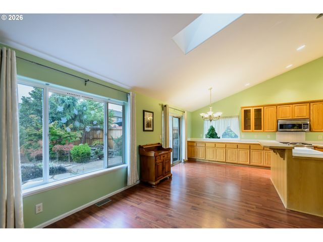 5930 GEYSER PEAK Pl, Eugene, OR 97402