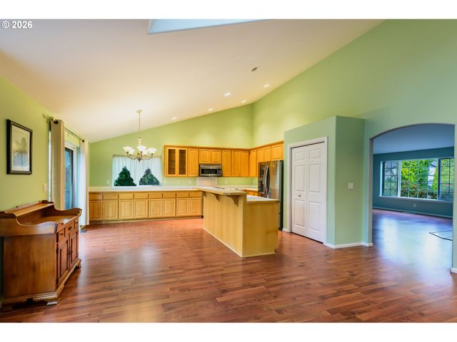 5930 GEYSER PEAK Pl, Eugene, OR 97402