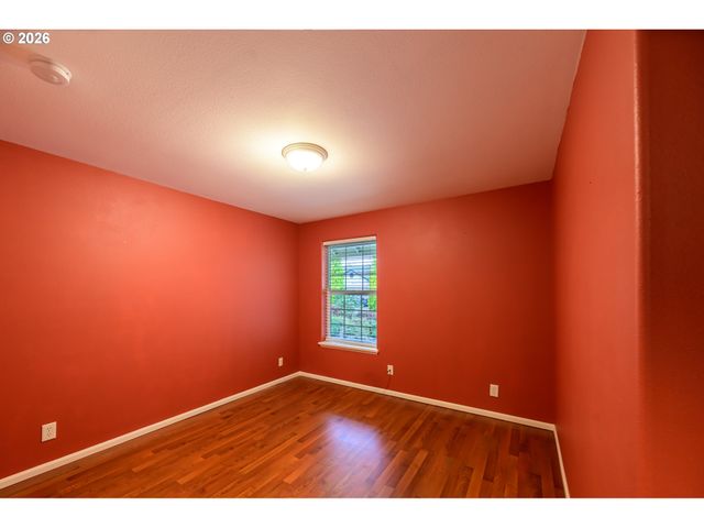 5930 GEYSER PEAK Pl, Eugene, OR 97402
