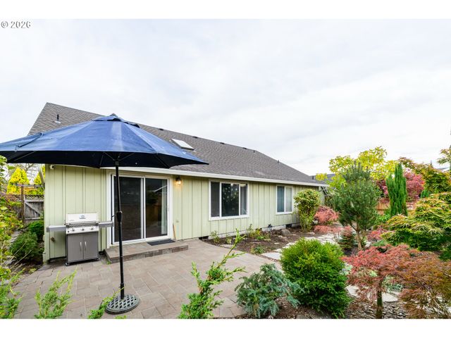 5930 GEYSER PEAK Pl, Eugene, OR 97402