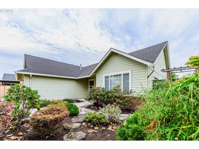 5930 GEYSER PEAK Pl, Eugene, OR 97402