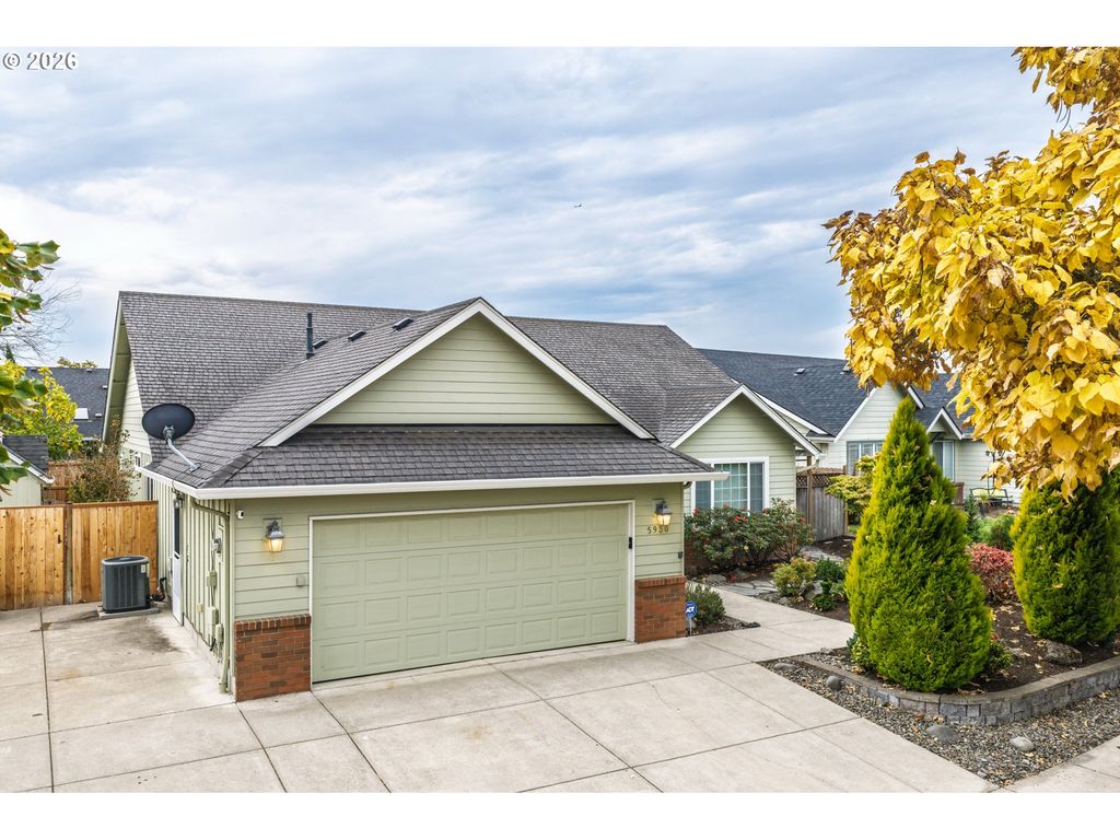 5930 GEYSER PEAK Pl, Eugene, OR 97402