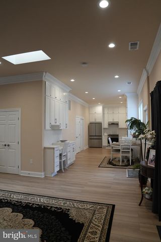 19923 SMITH CIR, Ashburn, VA 20147