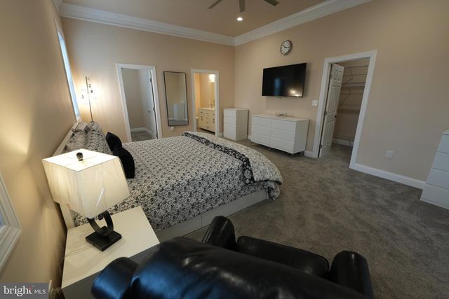 19923 SMITH CIR, Ashburn, VA 20147