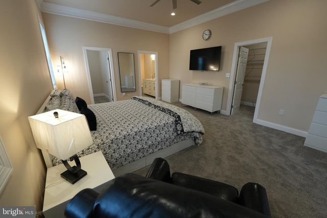 19923 SMITH CIR, Ashburn, VA 20147