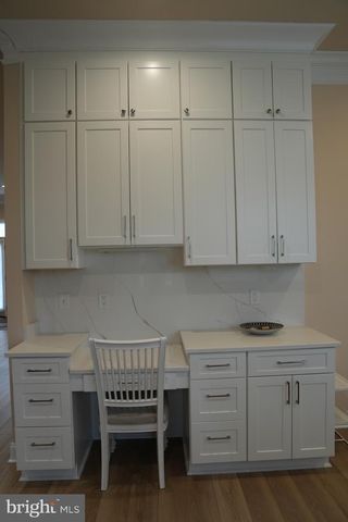 19923 SMITH CIR, Ashburn, VA 20147