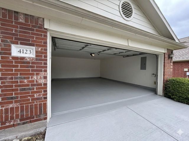 4123 Applecreek Bend Drive, Stafford, TX 77477