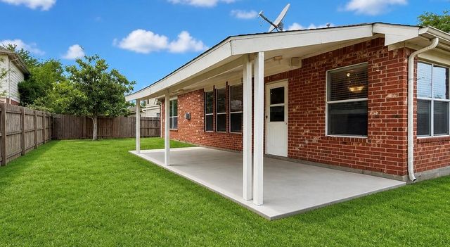 4123 Applecreek Bend Drive, Stafford, TX 77477