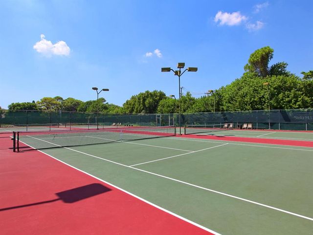 323 TIMBERLAKE DRIVE 323, Bradenton, FL 34210