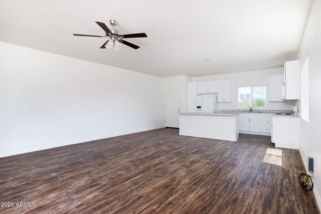 12067 W LOBO Drive, Arizona City, AZ 85123