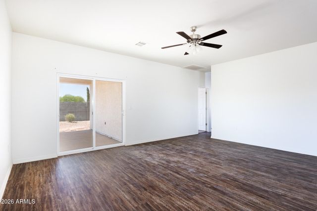12067 W LOBO Drive, Arizona City, AZ 85123