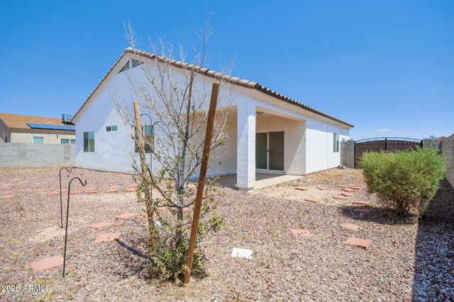 12067 W LOBO Drive, Arizona City, AZ 85123