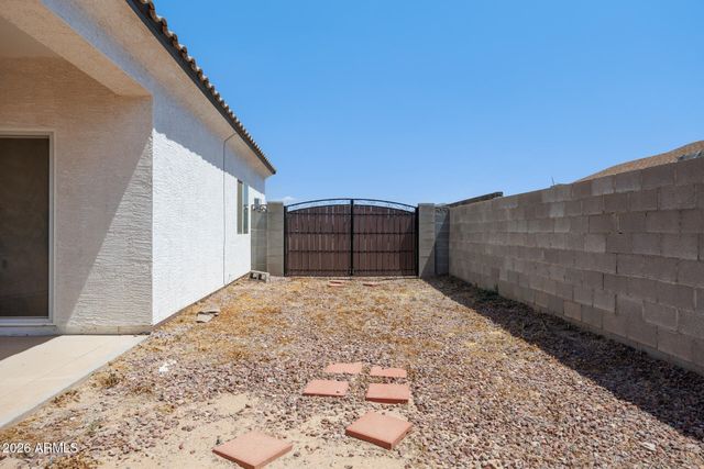 12067 W LOBO Drive, Arizona City, AZ 85123