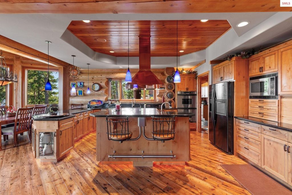 18869 S Trekker Woods Rd, Coeur d'Alene, ID 83814 photo 3