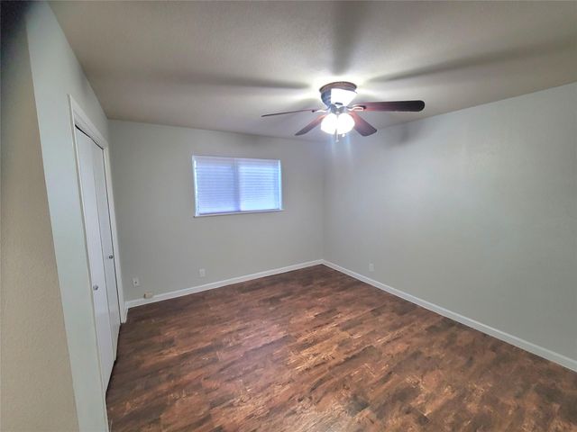 1410 Valleyridge DR, Austin, TX 78704