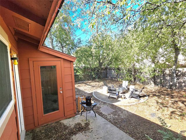 1410 Valleyridge DR, Austin, TX 78704