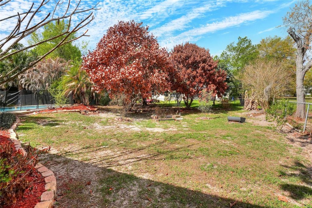 Image 38 of property listing at 1151 CIRCLE DRIVE, Lake Wales, FL 33853