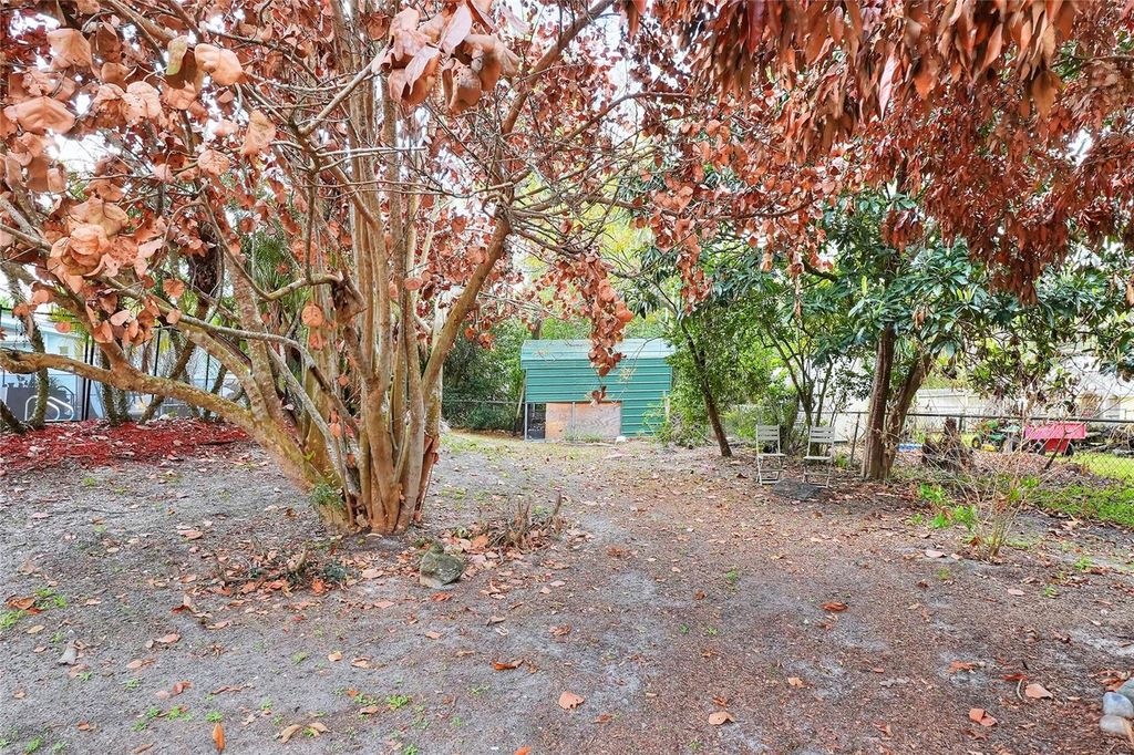 Image 43 of property listing at 1151 CIRCLE DRIVE, Lake Wales, FL 33853