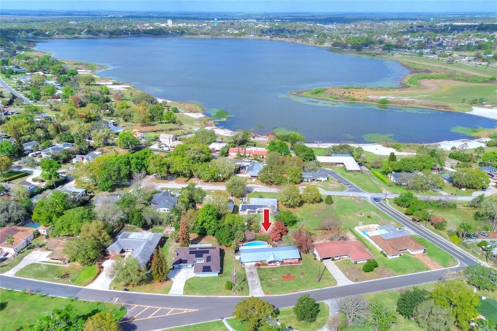 Image 48 of property listing at 1151 CIRCLE DRIVE, Lake Wales, FL 33853