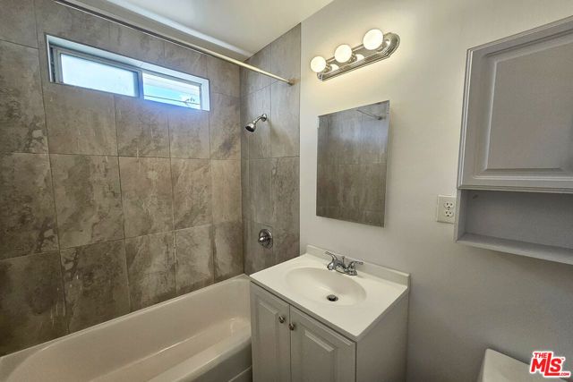 1341 N Keystone Street, Burbank, CA 91506