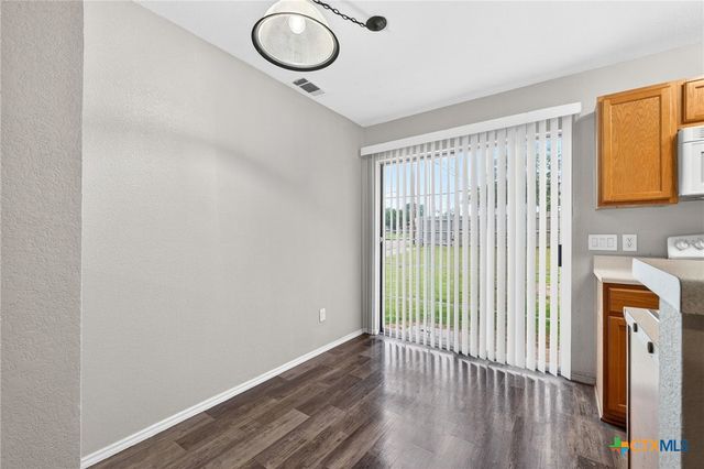 5701 Redstone Drive, Killeen, TX 76543