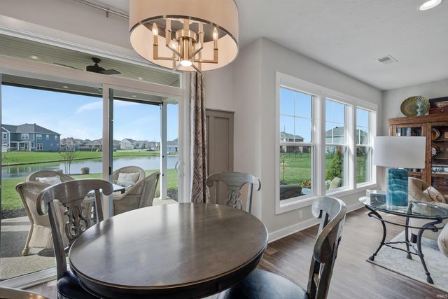 4853 White Chapel Drive, Newburgh, IN 47630