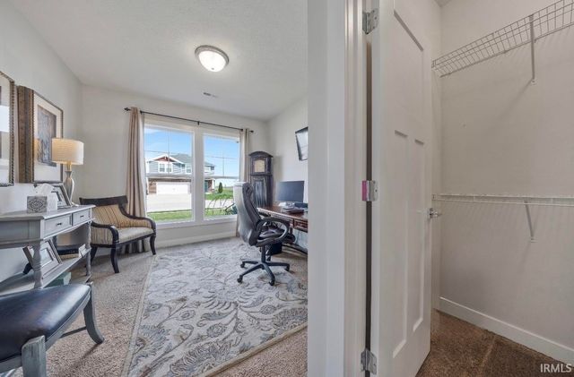 4853 White Chapel Drive, Newburgh, IN 47630