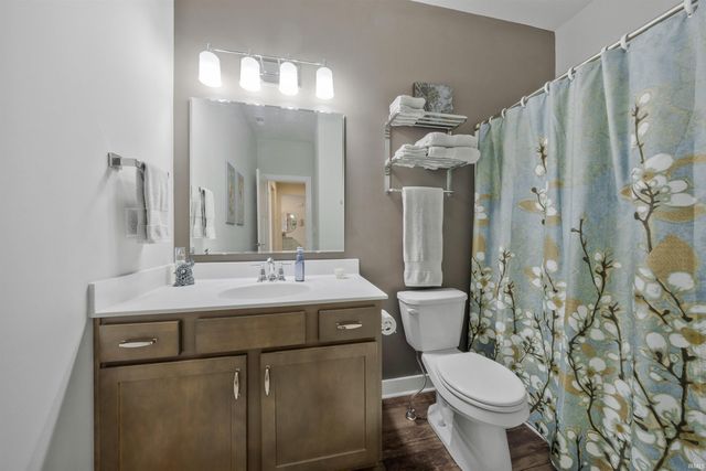 4853 White Chapel Drive, Newburgh, IN 47630