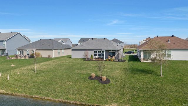 4853 White Chapel Drive, Newburgh, IN 47630