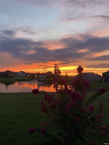 4853 White Chapel Drive, Newburgh, IN 47630