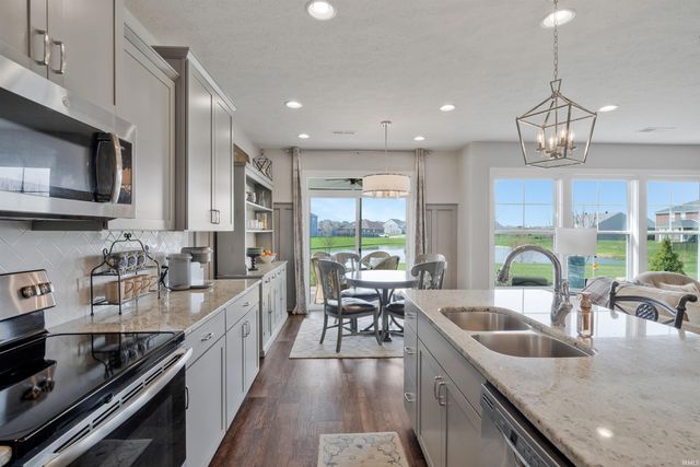 4853 White Chapel Drive, Newburgh, IN 47630