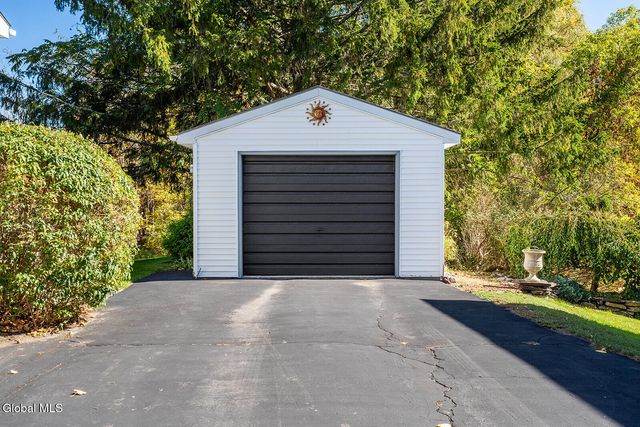 33 South Union Street, White Creek, NY 12816