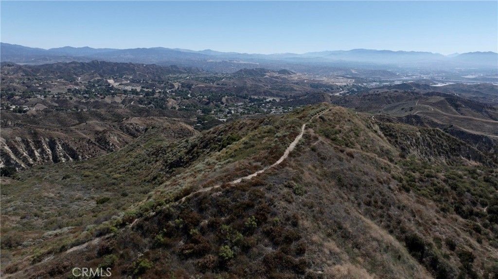 1 Burlwood Dr, Castaic, CA 91384 — exterior