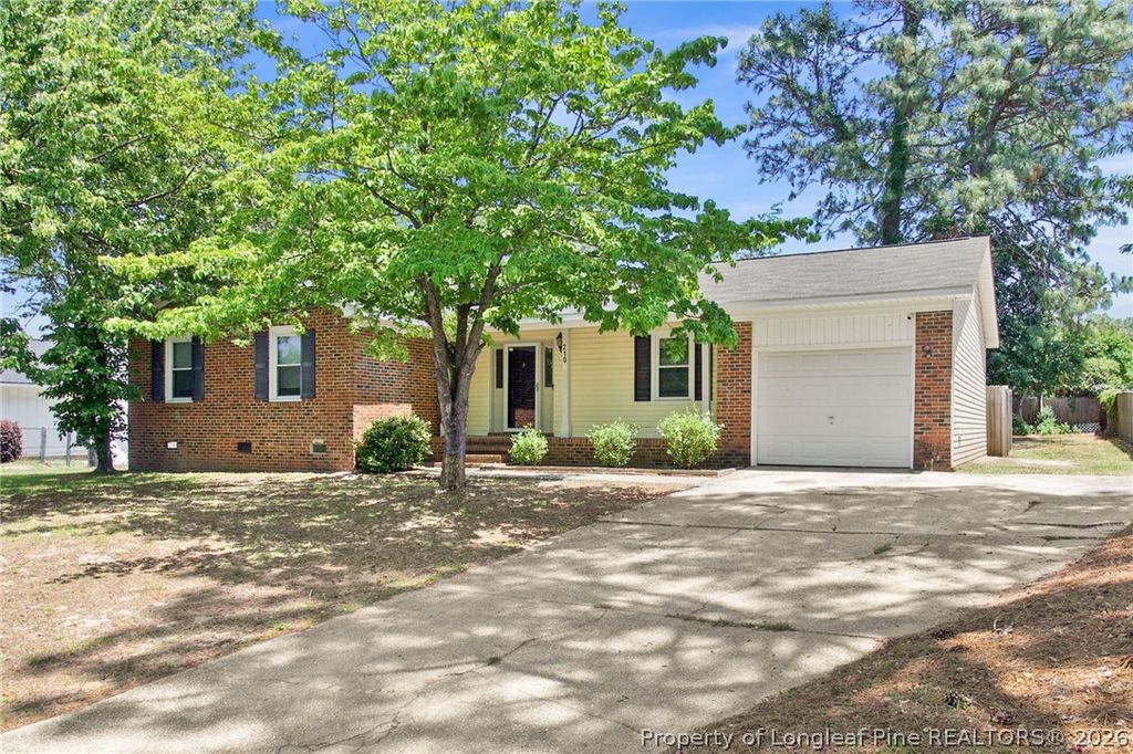 2109 Hollyridge Place, Fayetteville, NC 28304 — exterior