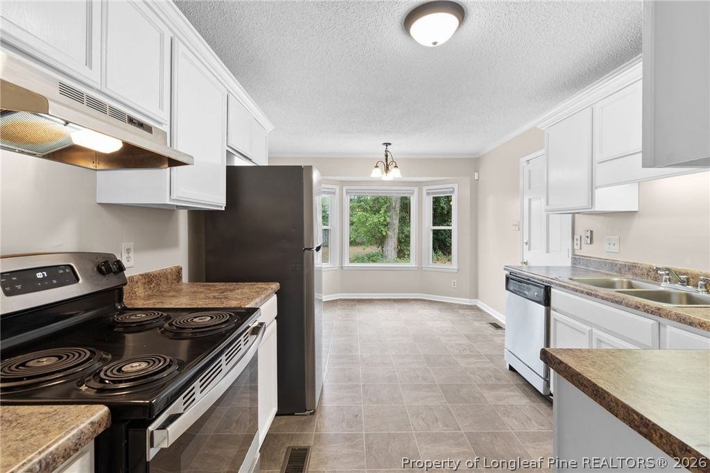 2109 Hollyridge Place, Fayetteville, NC 28304 — photo 16