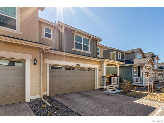 636 Acorn Place, Lafayette, CO 80026