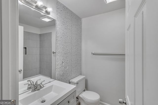 360 hemlock Drive, Lawrenceville, GA 30046