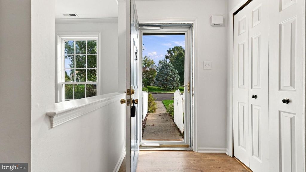 574 FRASSETTO DR, SOUTHAMPTON, PA 18966 — photo 5