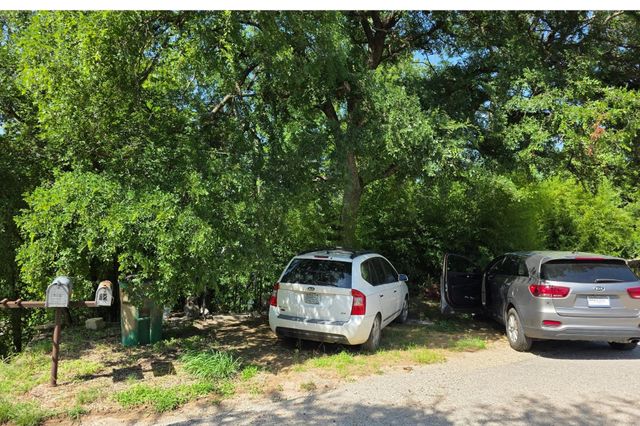 802 Rock Harbor Court, Granbury, TX 76048