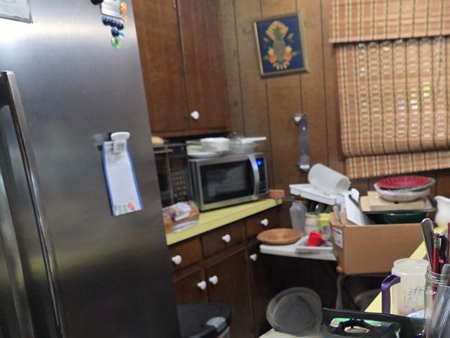 802 Rock Harbor Court, Granbury, TX 76048