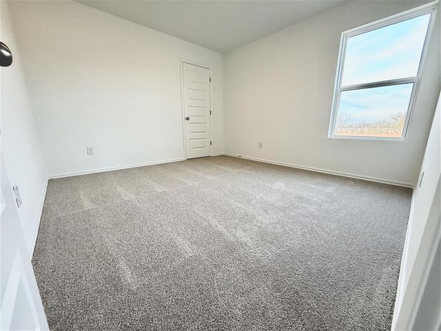 513 Hillsboro Drive, Noble, OK 73068